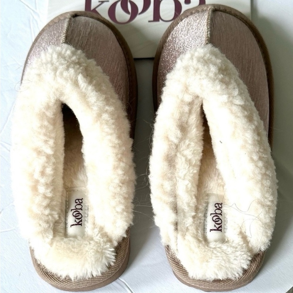 Kooba Women’s Slippers Small Memory Foam Pink Metallic NWT - Picture 3 of 5
